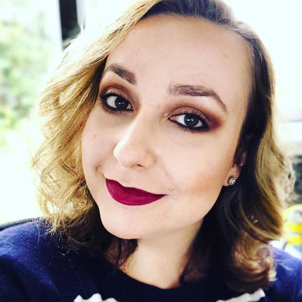 Meet your Posher, Alexandra